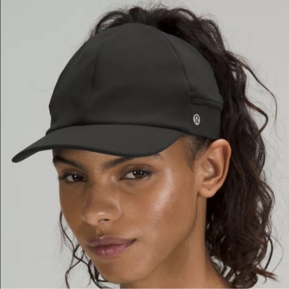 lululemon athletica Accessories - Lululemon Wunder Train Hat